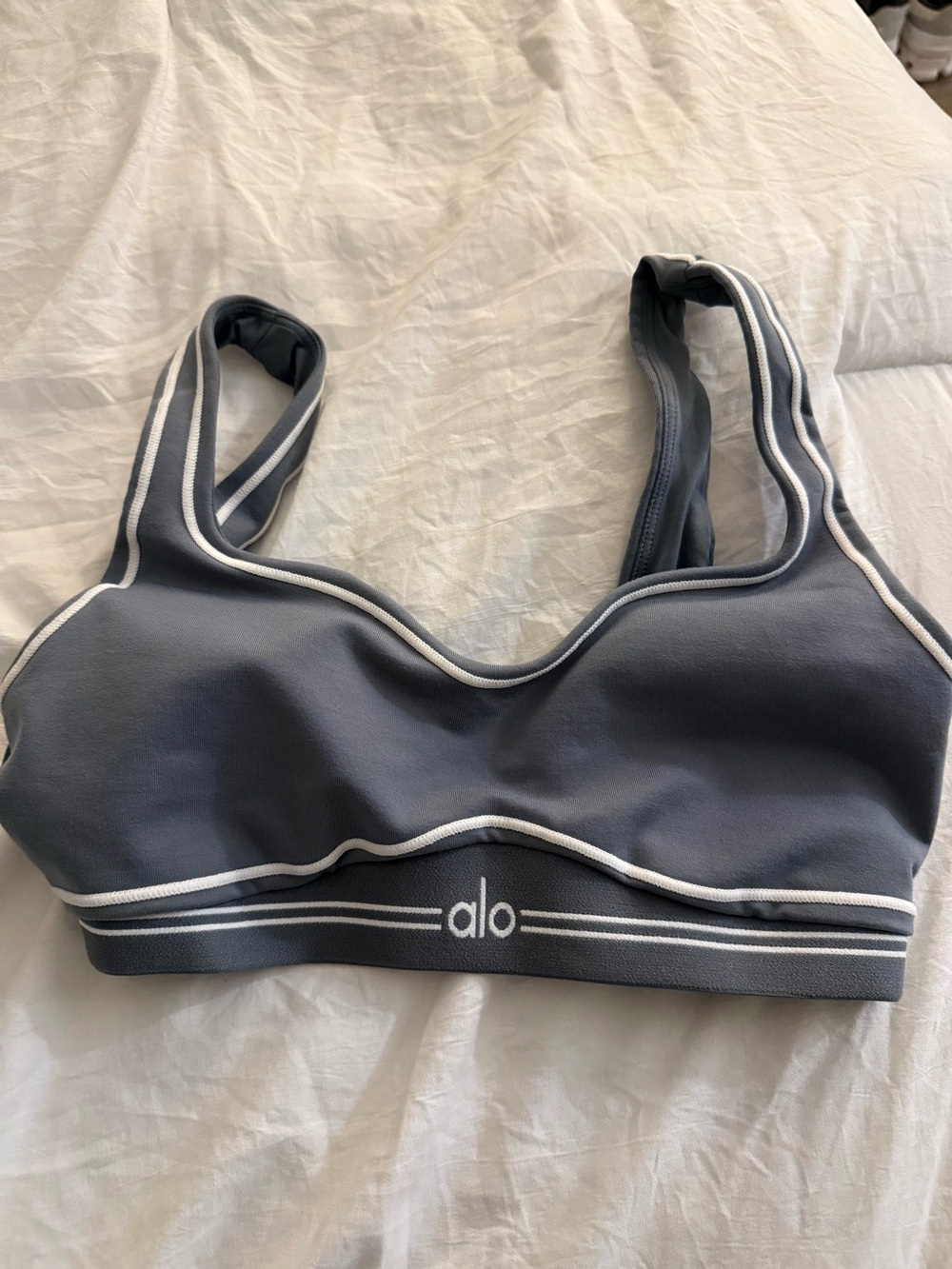 ALO Yoga Charcoal Heart Throb Bra